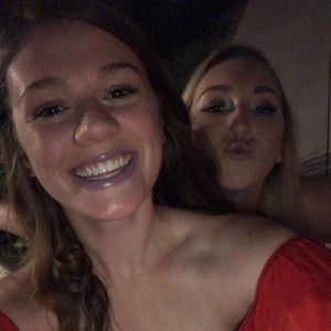 Meet your Posher, Jen